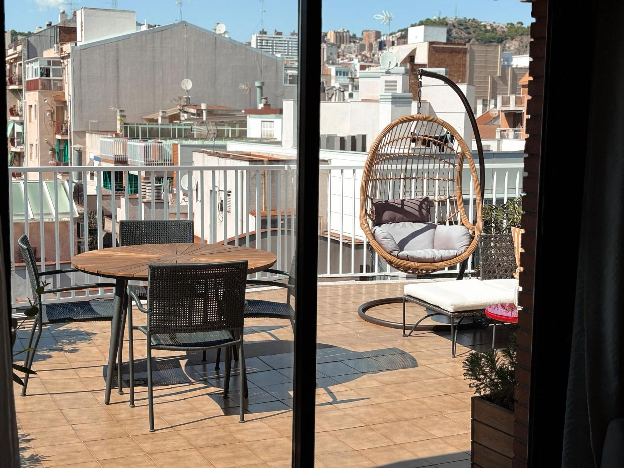 Casa Cosi - Industria Apartment Barcelona Luaran gambar